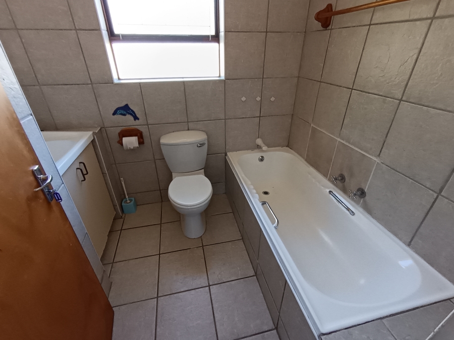 3 Bedroom Property for Sale in Noorsekloof Eastern Cape